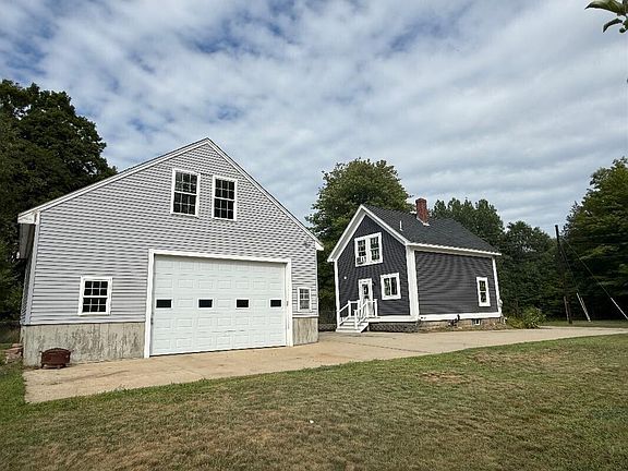 3rd image of 56 Eastern Avenue