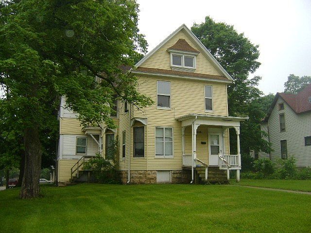 1st image of 1416 School St