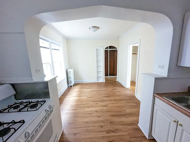 2721 N Kostner Ave #1 — Photo 10
