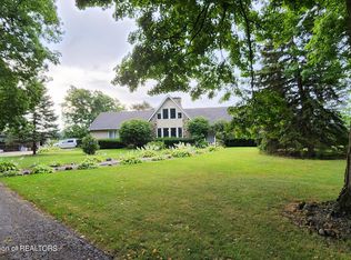 300 N Onondaga Rd, Mason, MI 48854