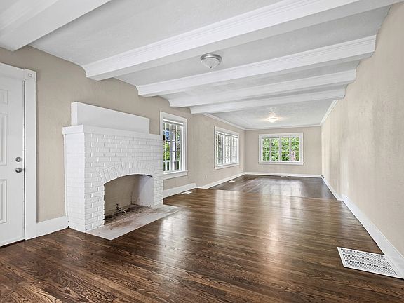 5th image of 3942 James Rd