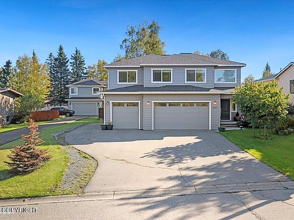 3rd image of 6841 Caravelle Dr