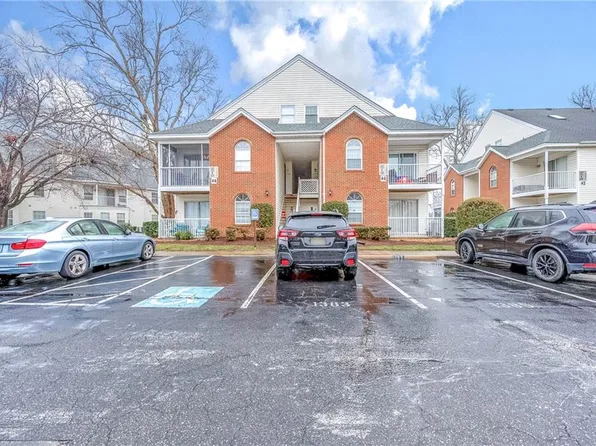 1399 Ivywood Rd, Virginia Beach, VA 23453
