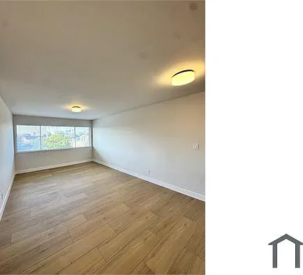 1922 S Hobart Blvd #12 — Photo 5