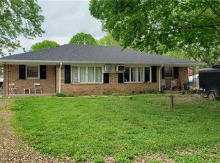 1820-1830 Oliver Ct, Martinsville, IN 46151