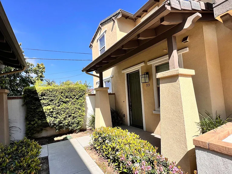 513 S Brea Blvd — Photo 17