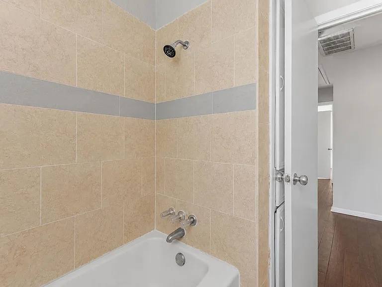 7217 Parker Rd — Photo 8