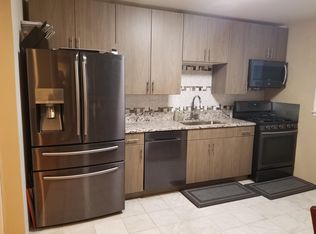 114 Hessian Hills Rdg APT 3, Charlottesville, VA 22901