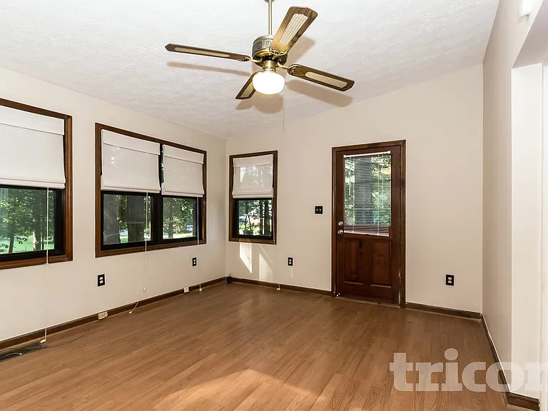 110 Belair Trl — Photo 6