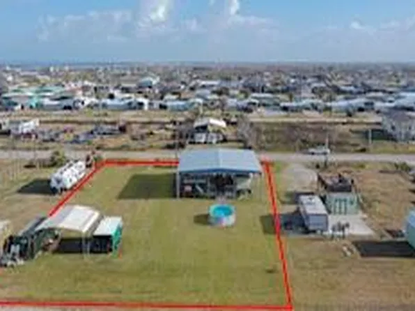 1129 & 1135 N Monkhouse Dr, Pt Bolivar, TX 77650
