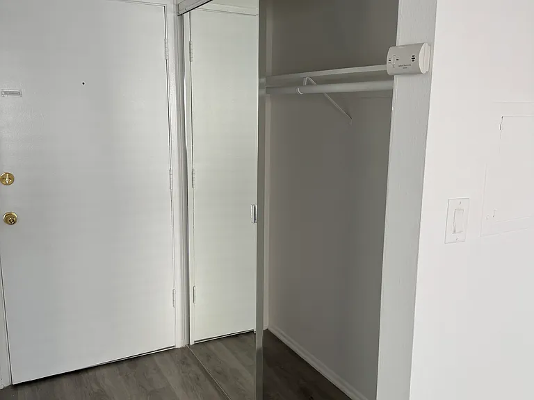 Bachelor Studio