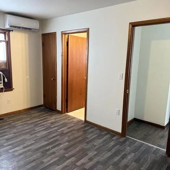 602 W Jackson St — Photo 6