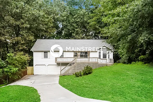 2741 Hawk Trce NE Photo 1
