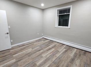 40 Evergreen St #18, Jamaica Plain, MA 02130