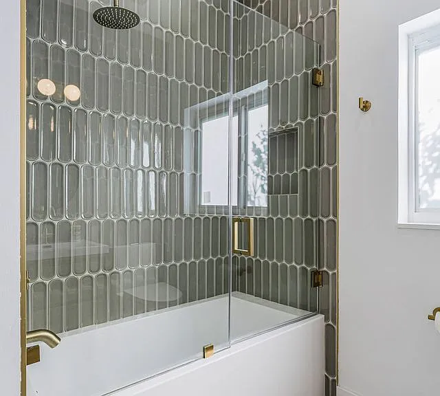 8866 Carlyle Ave — Photo 9
