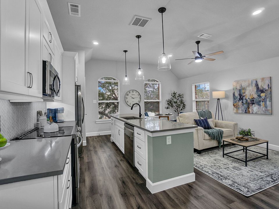 1st image of 1201 Apache Lake Dr