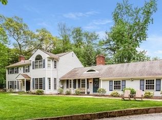 70 Dennis Rd, Longmeadow, MA 01106