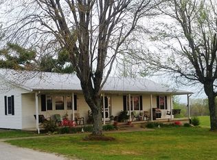 611 Cool Spring Rd, Glasgow, KY 42141