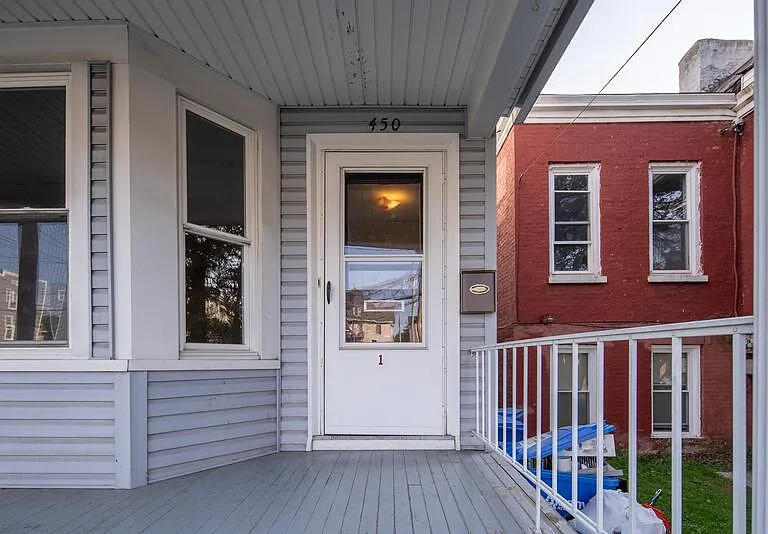 450 Yates St #2 — Photo 23