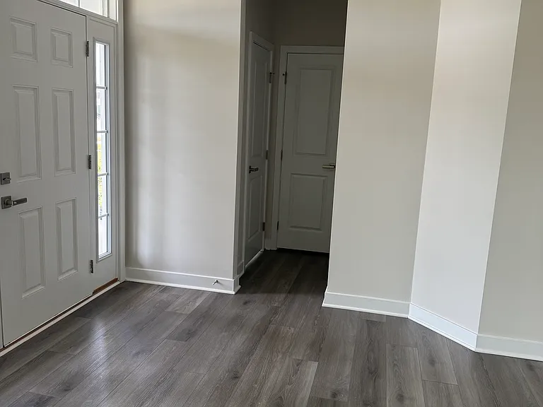 116 Ryker Rd W — Photo 3