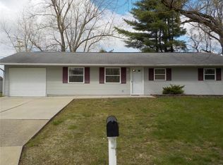 1 Kingsway Dr, Wentzville, MO 63385