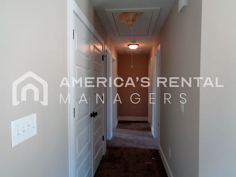 17645 Wallace Chapel Ln — Photo 7