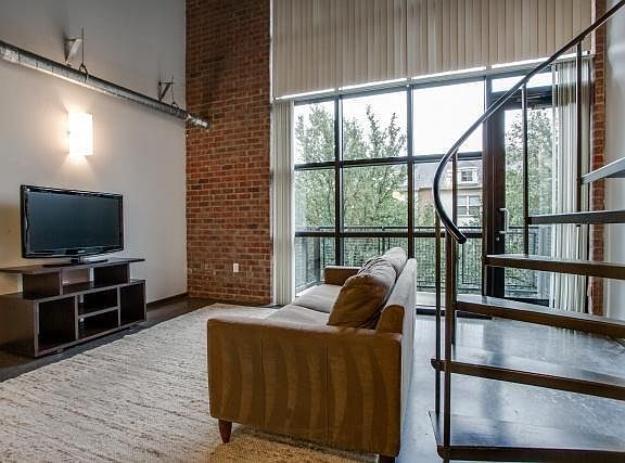 5th image of 3110 Thomas Ave APT 303