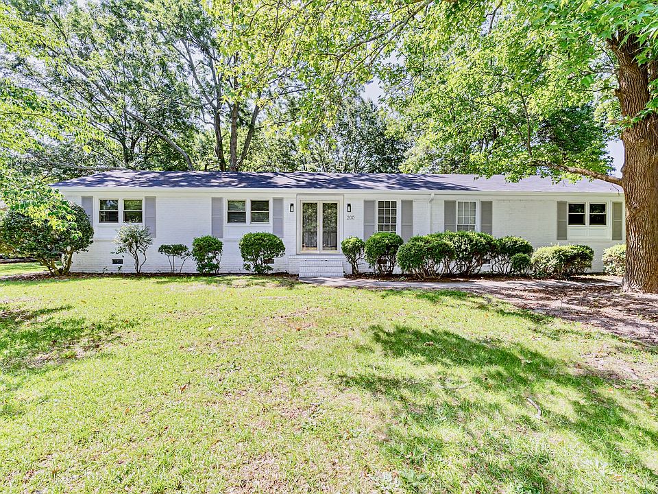 1st image of 200 Lanewood Dr