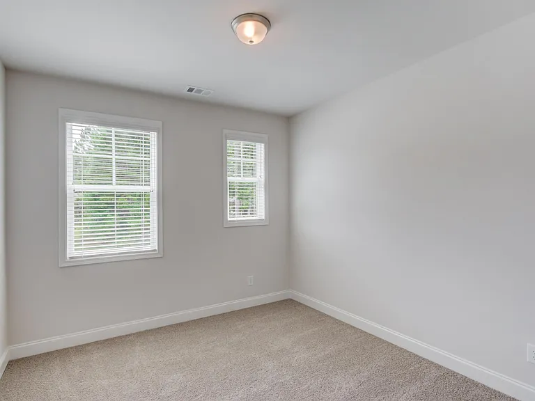 1290 Ainsworth Aly #1 — Photo 28