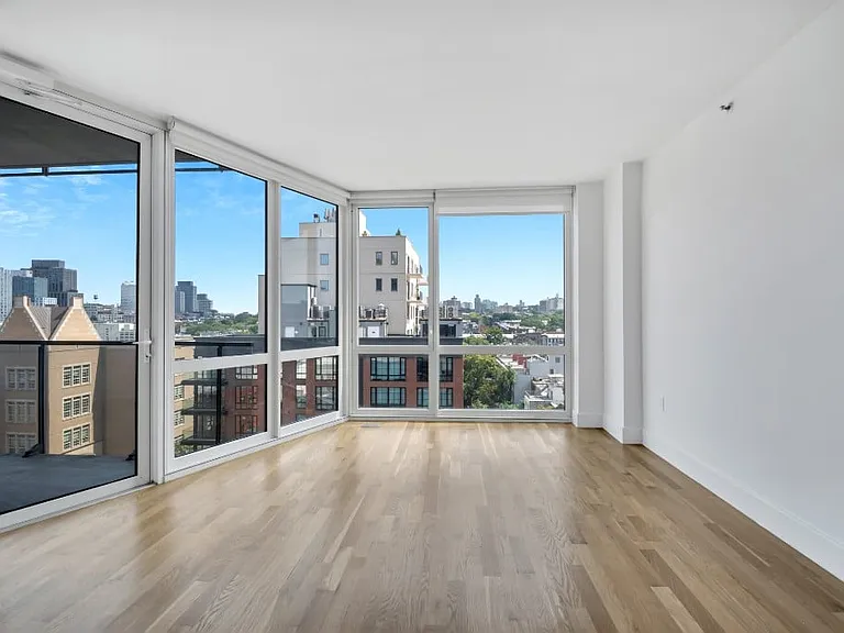 150 4th Ave #10C — Photo 3
