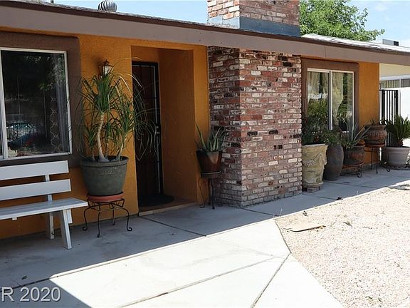 3rd image of 3817 Casa Grande Ave