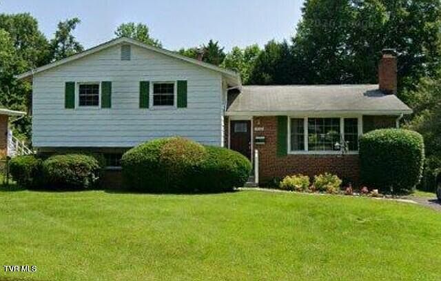 1st image of 3502 Country Hill Dr