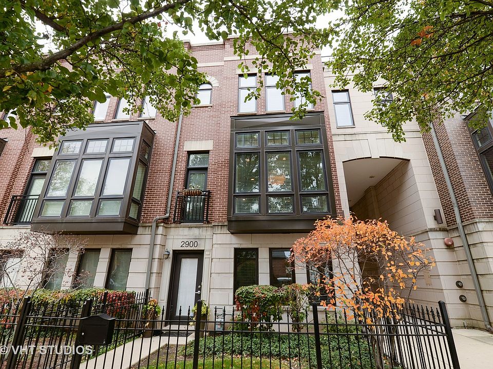 1st image of 2900 N Paulina St #10