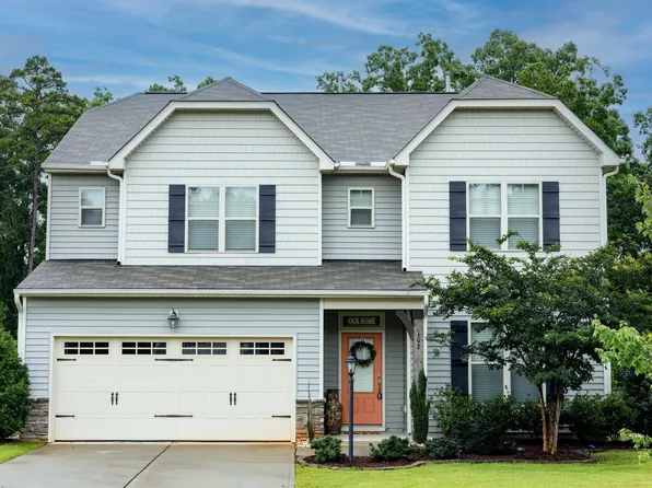 102 Porcenna Ln, Clayton, NC 27527