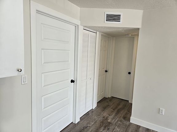 5th image of 208 Avondale Dr