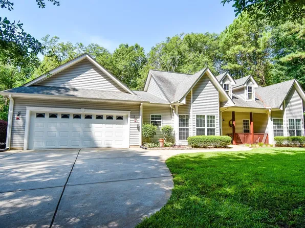 52 Weaver Rd, Gay, GA 30218