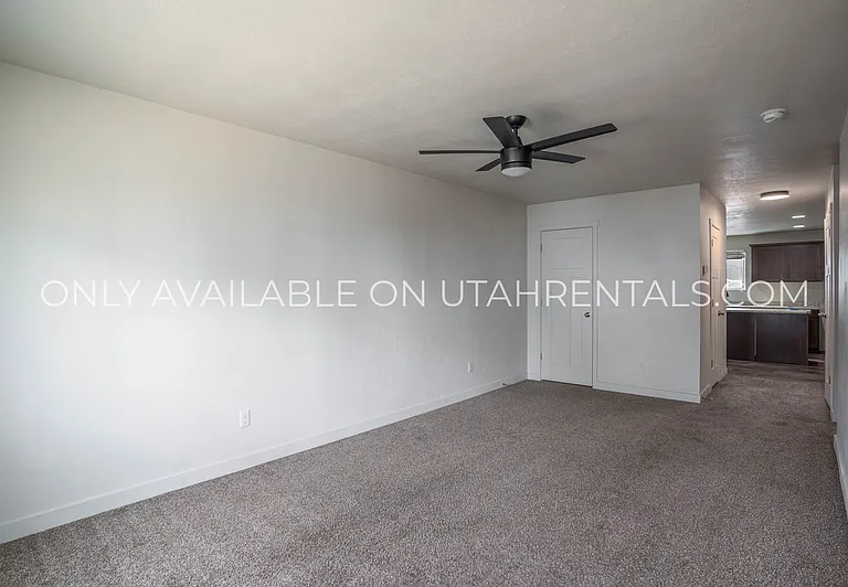 204 N 725 E — Photo 7