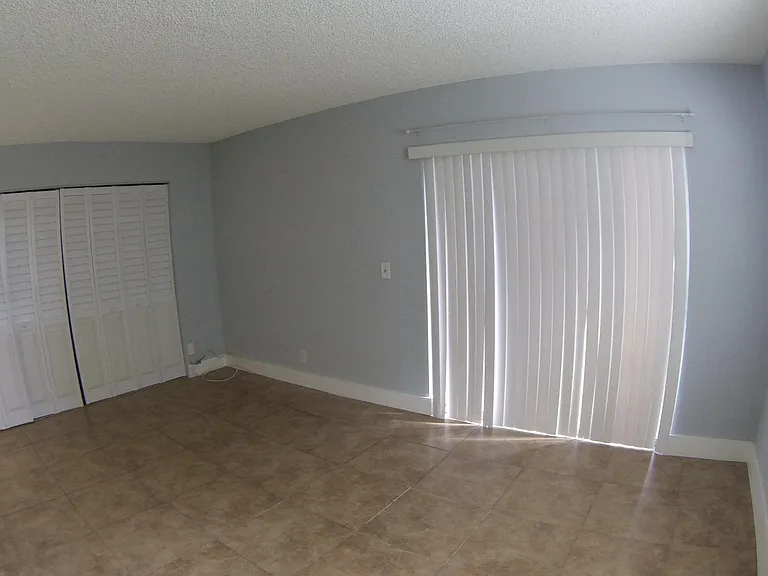 258 Normandy F — Photo 14