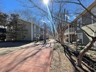 1st image of 1606 Jackson Ave E APT 4