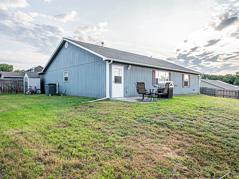 2517 Elm Creek Dr — Photo 32