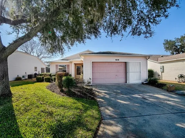 752 Old Oaks Ln, Leesburg, FL 34748