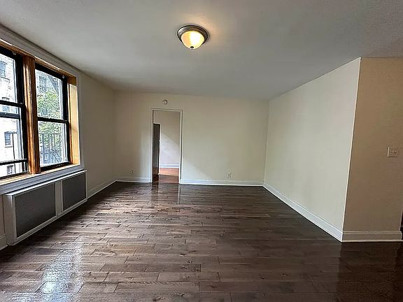 2nd image of 390 E 21st St #2H