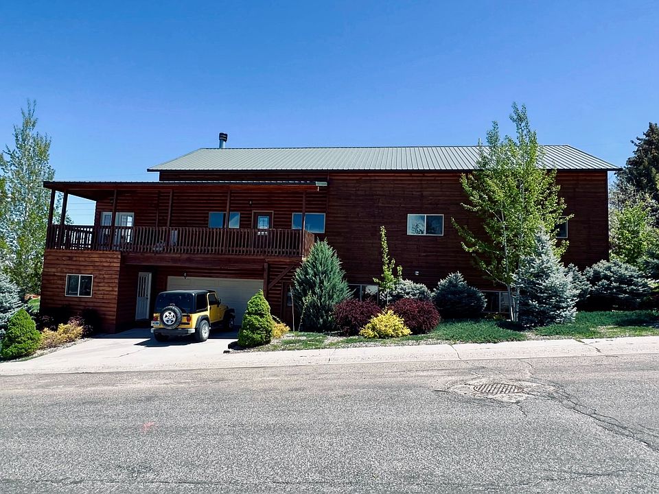 1st image of 127 Mountain View Dr