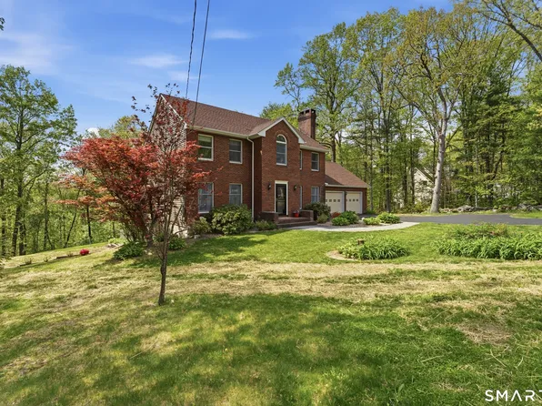 877 Newgate Road, Suffield, CT 06093