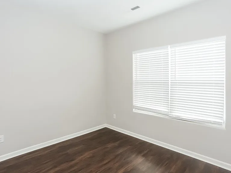 7609 Malden Park Dr — Photo 13