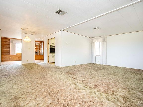 3rd image of 13 View Ridge Drive