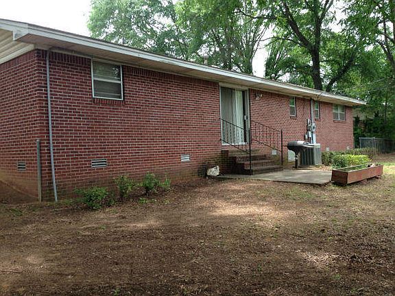 2nd image of 311 E Date St
