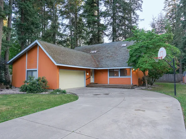 12183 N Amethyst Dr, Hayden Lake, ID 83835
