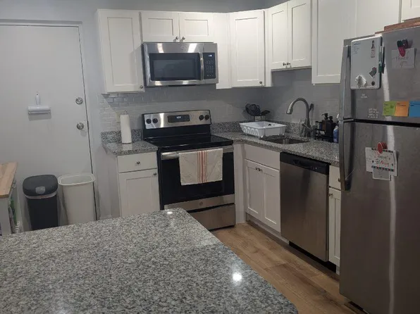 46 Cleverly Ct #1, Quincy, MA 02169