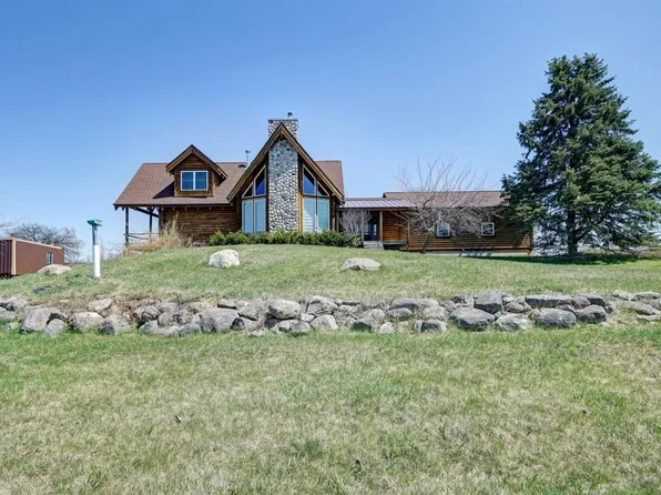 3245 Sharon Holw, Manchester, MI 48158